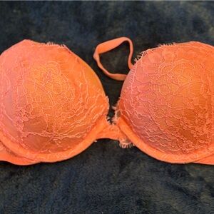Victoria’s Secret Push up Bra 32C